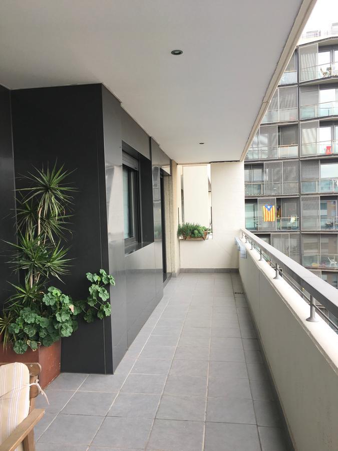 Apartment Familiar บาร์เซโลนา ภายนอก รูปภาพ