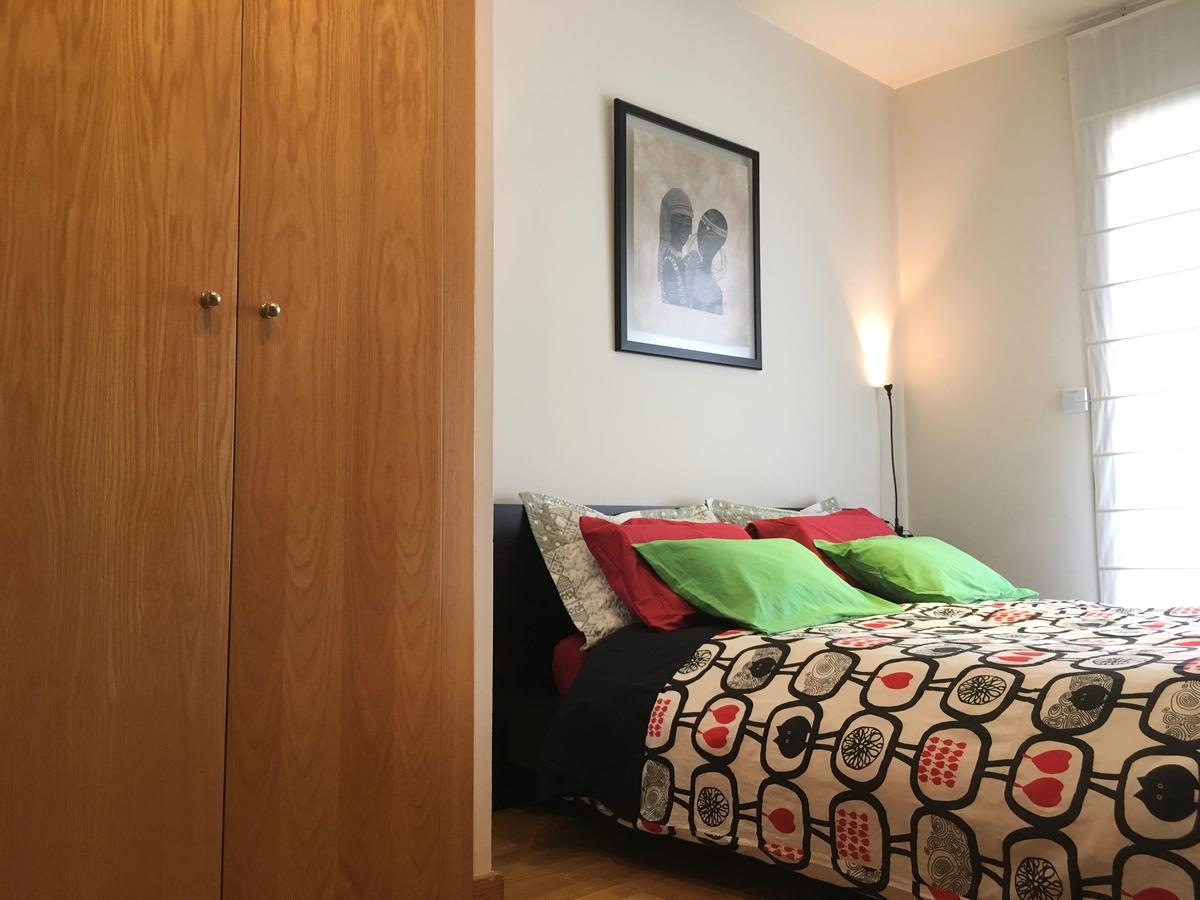 Apartment Familiar บาร์เซโลนา ภายนอก รูปภาพ